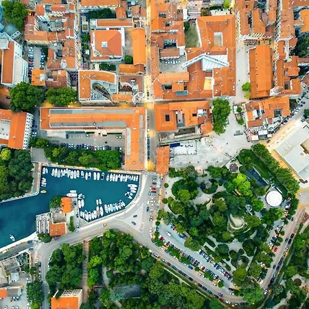 'one Tree' Apartment, Old Town Daire Zadar