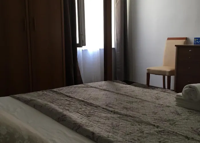 'one Tree' Apartment, Old Town Lägenhet